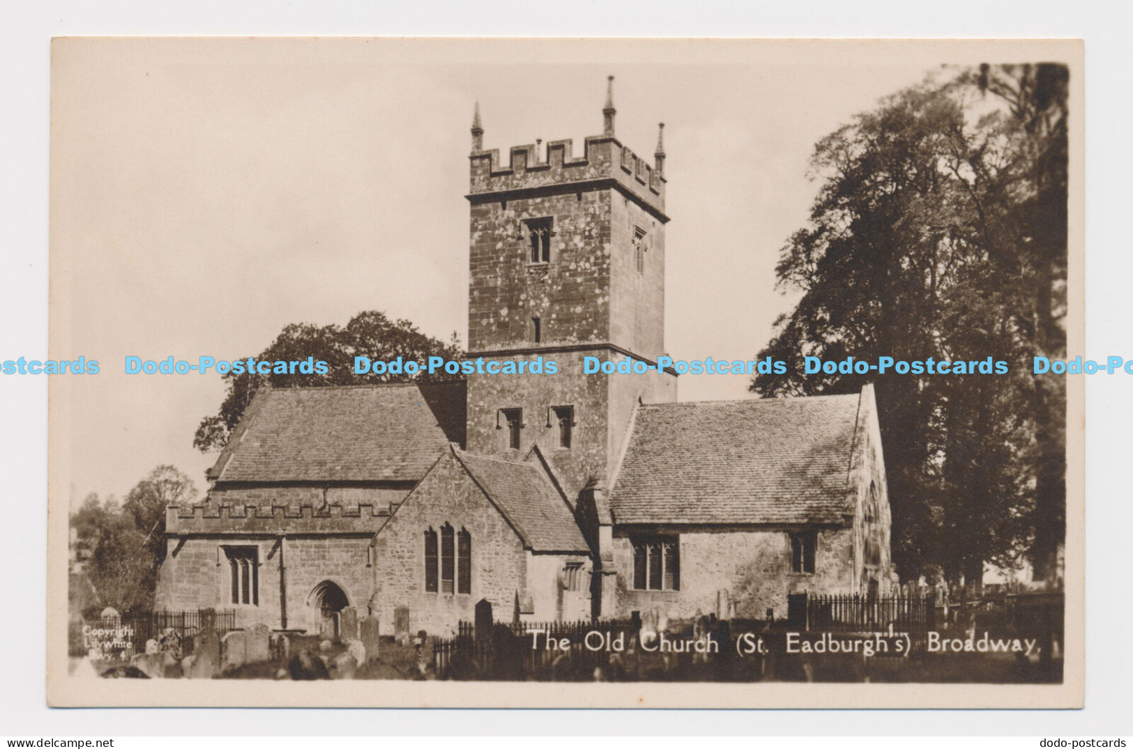 C004395 Old Church. St. Eadburghs Broadway. Lilywhite. Greens of Broadway. RP