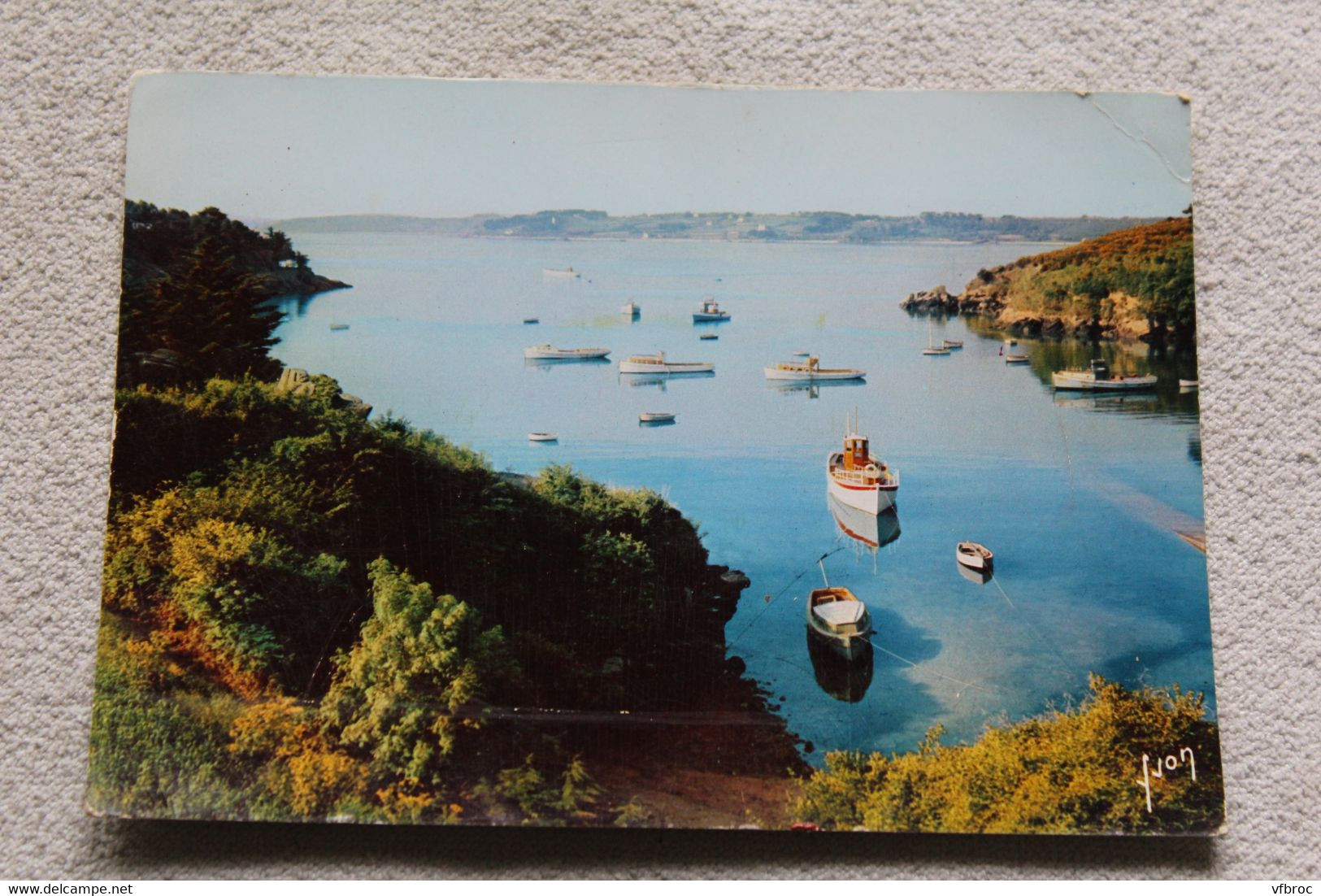 C690, Cpm, ile de Bréhat, ile des fleurs et les rochers roses, le port clos, Cotes d'Armor 22