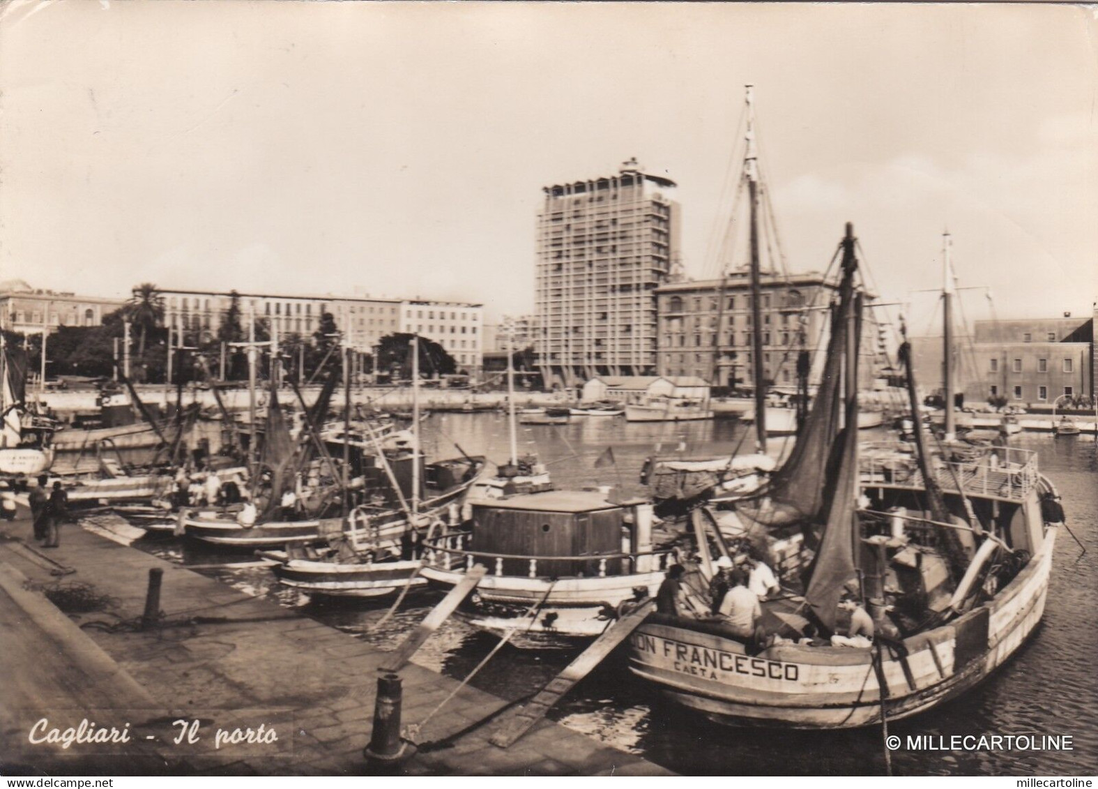 # CAGLIARI: IL PORTO  1962