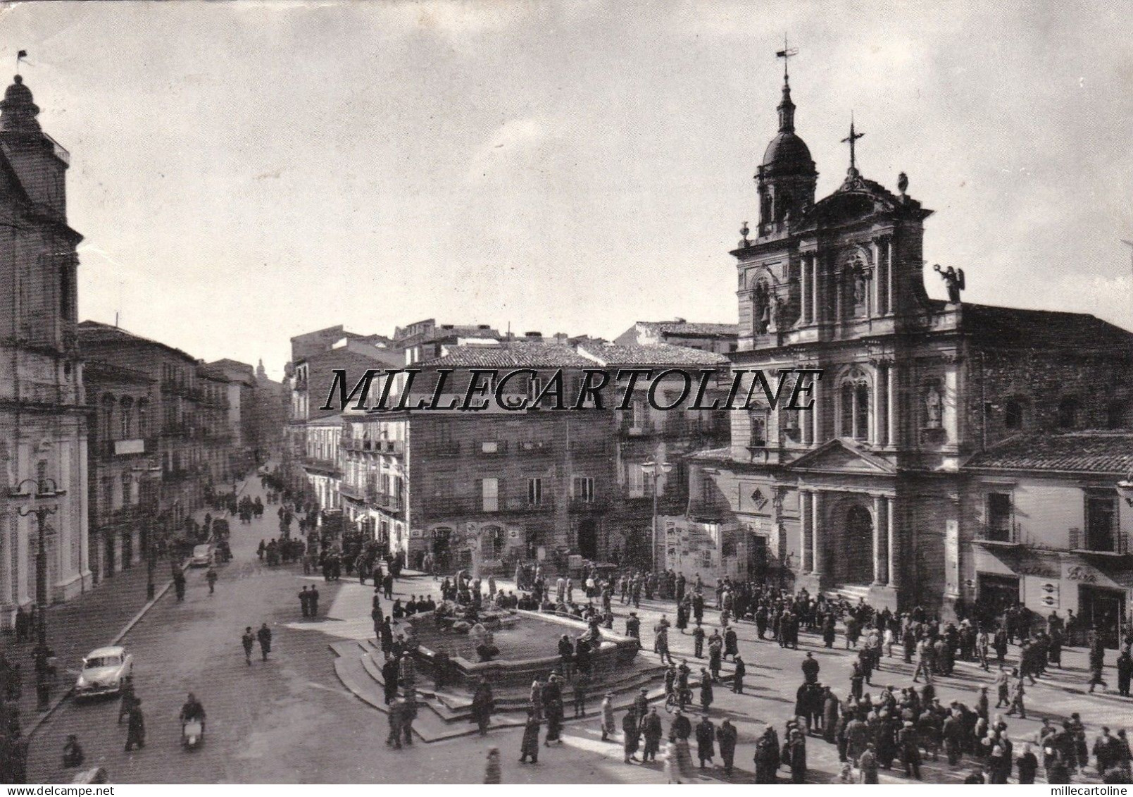 CALTANISSETTA:   Piazza Garibaldi   1968