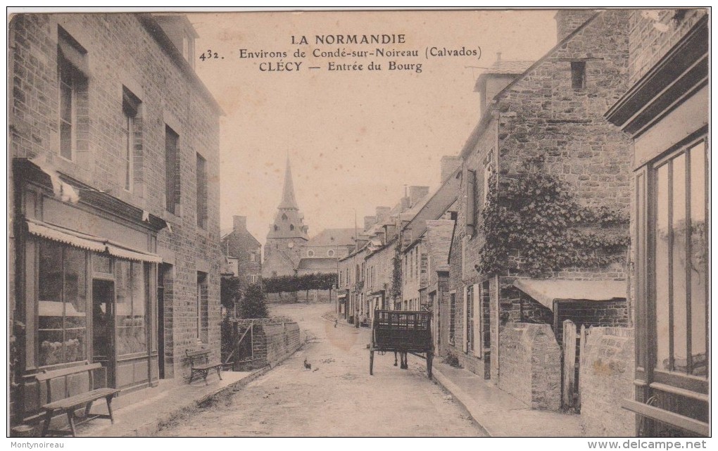 Calvados :  CLECY , Clécy :  vue, le  bourg