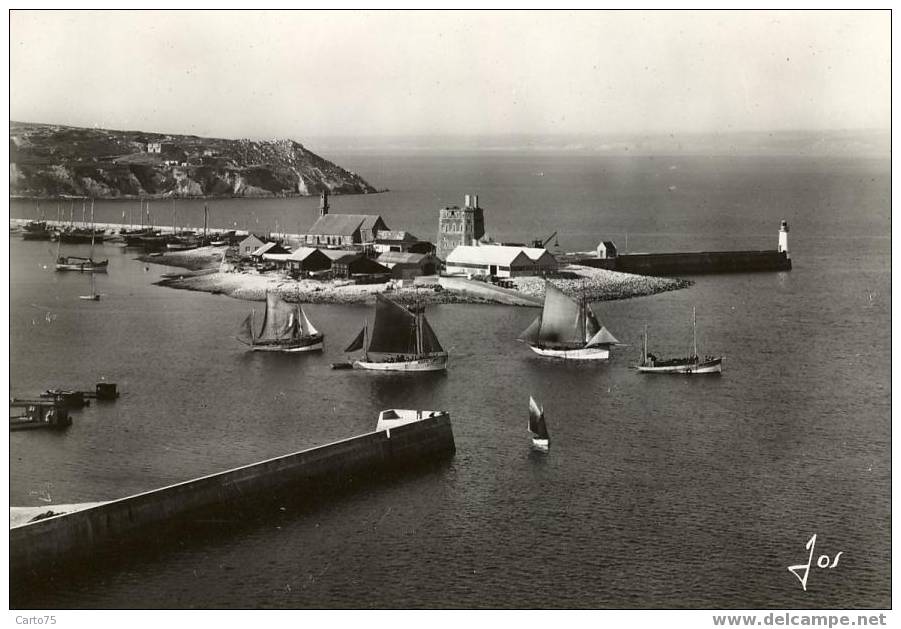 CAMARET SUR MER 29 - La Nouvelle Digue