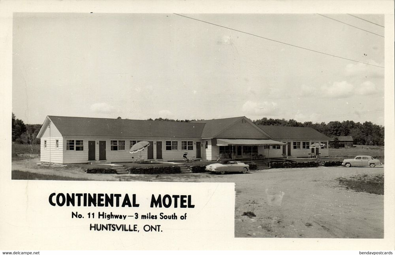 canada, HUNTSVILLE, Ontario, Continental Motel, Cars (1950s) RPPC Postcard