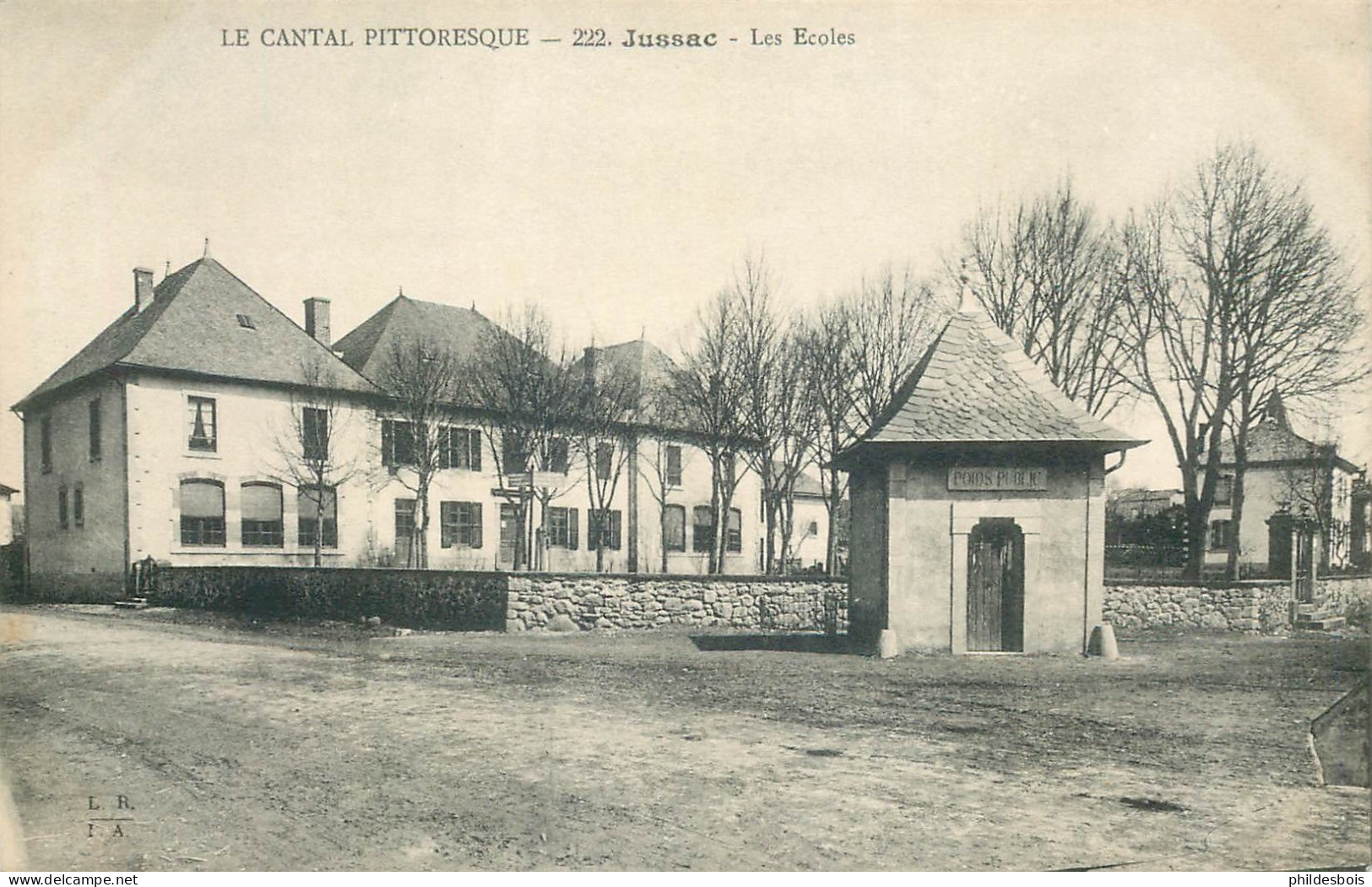 CANTAL  JUSSAC  les écoles