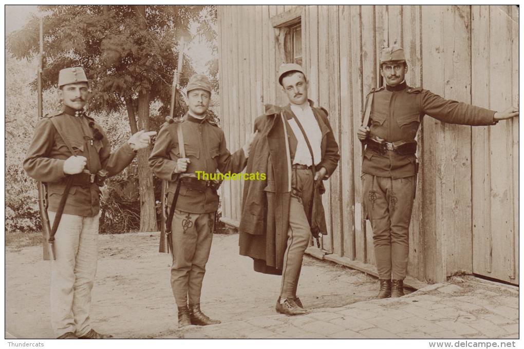 CARTE DE PHOTO SERBIE SERBIA SERVIA SERVIE SZABADKA SOLDATS MILITAIRS