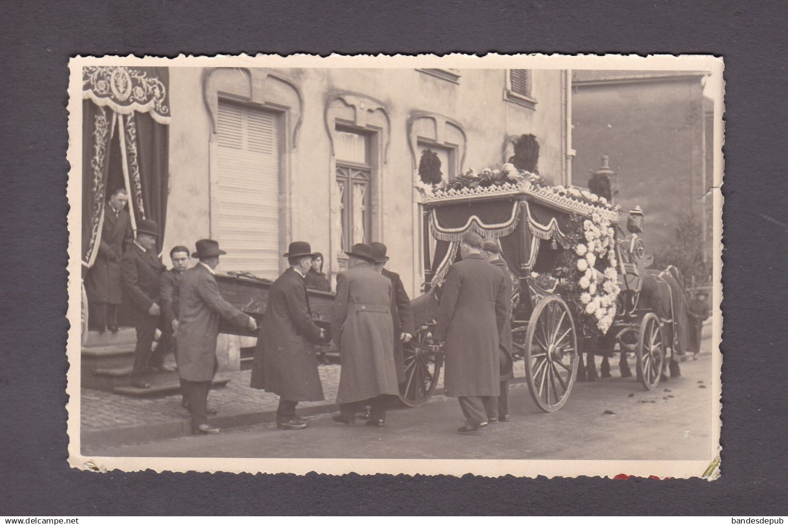 Carte photo arch. Feidt Luxembourg Differdange obseques funerailles cercueil corbillard maison Art Nouveau  (21249)