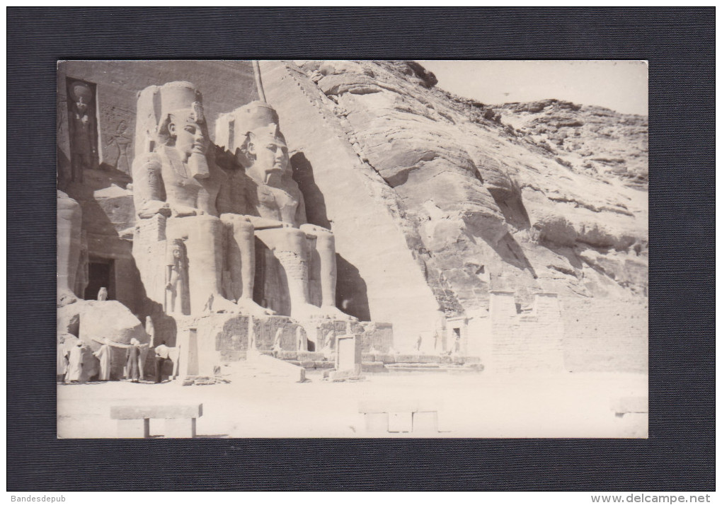 Carte photo Egypte Temple d' Abou Simbel - Statue pharaon  Ramses II et Nefertari ( animée )