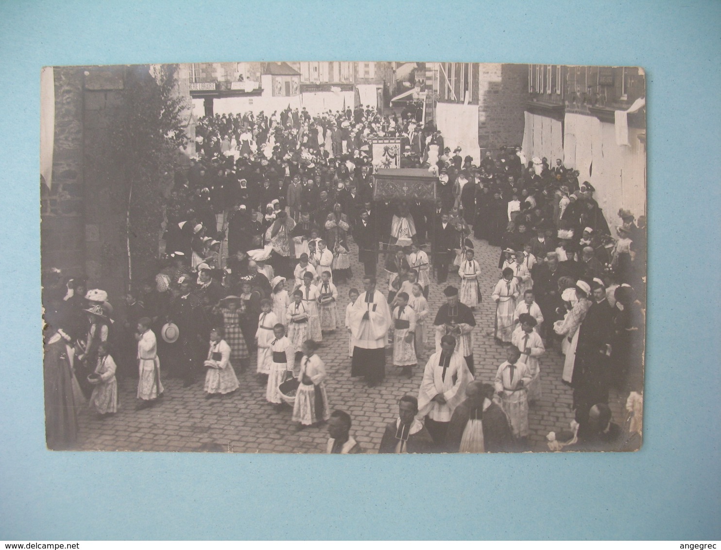 Carte Photo - Villedieu les Poeles - Procession du Grand Sacre