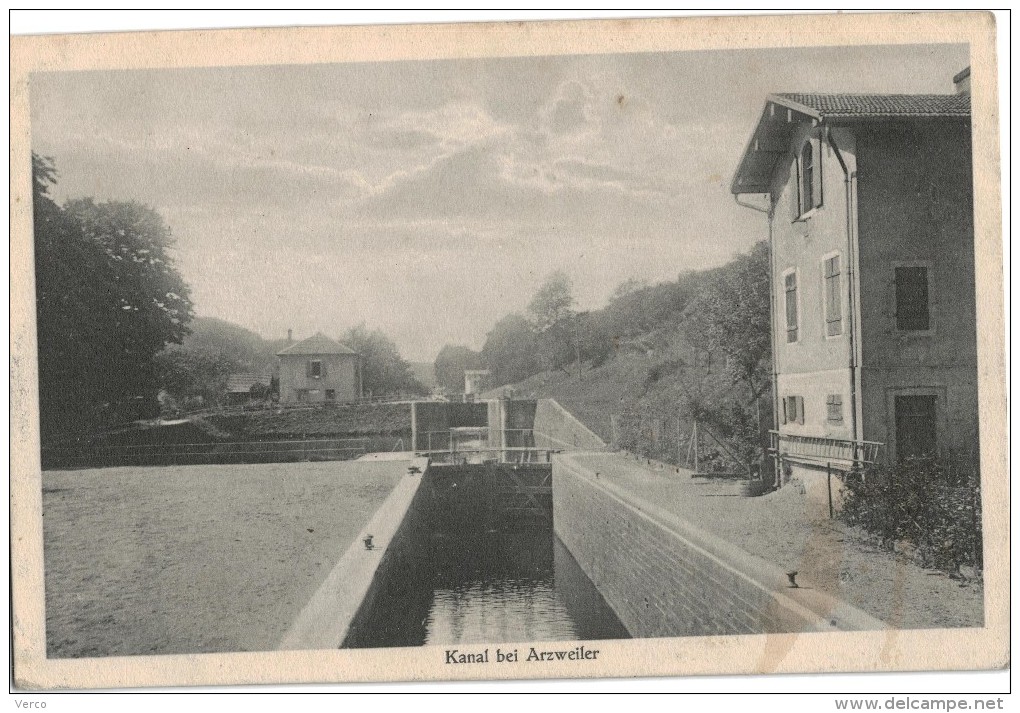 Carte Postale Ancienne de ARS SUR MOSELLE - Château