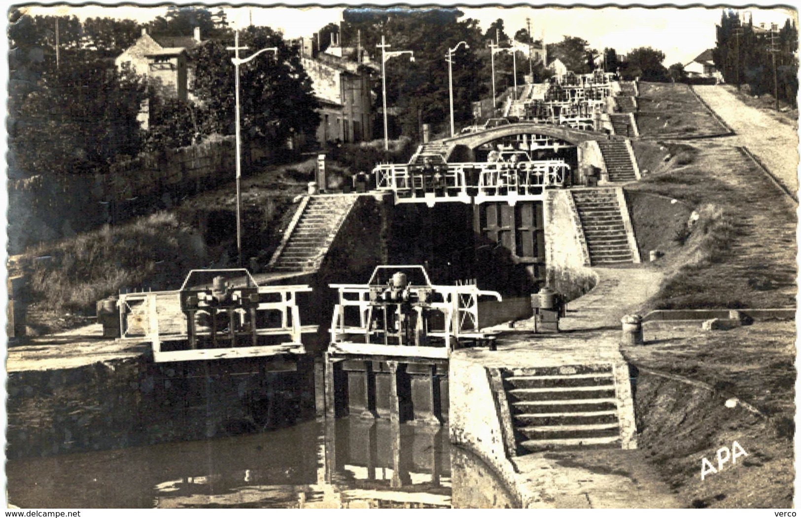 Carte Postale Ancienne de BEZIERS-Les Neufs Ecluses