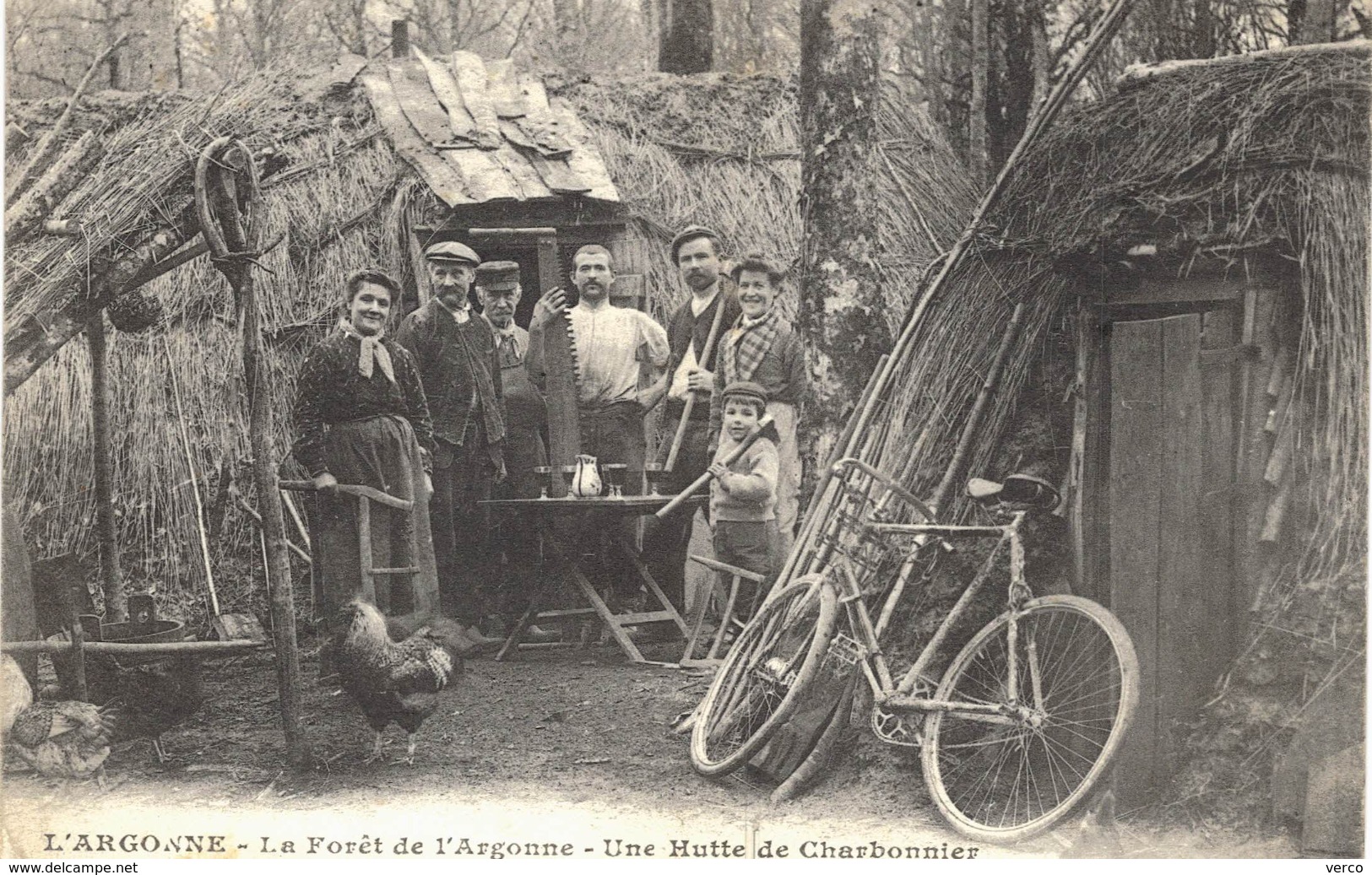 Carte POSTALE Ancienne  de CLERMONT en ARGONNE  - La forêt en ARGONNE, Une hutte de Charbonnier