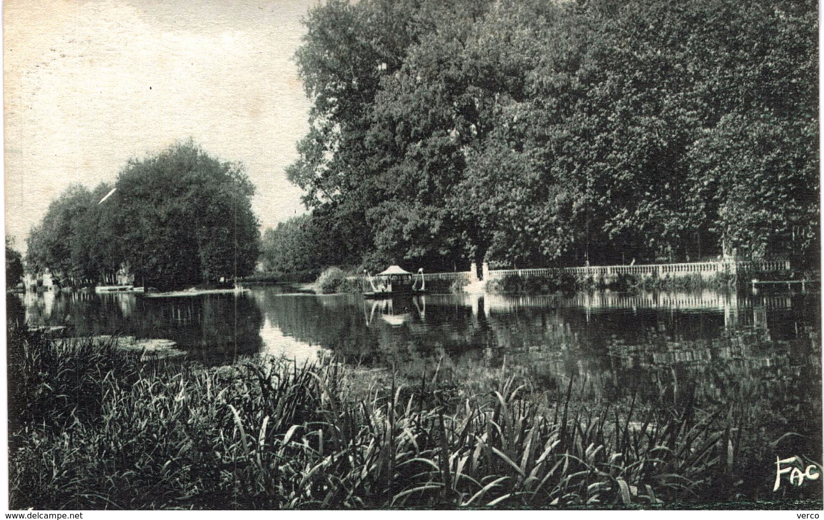 Carte postale ancienne de COGNAC