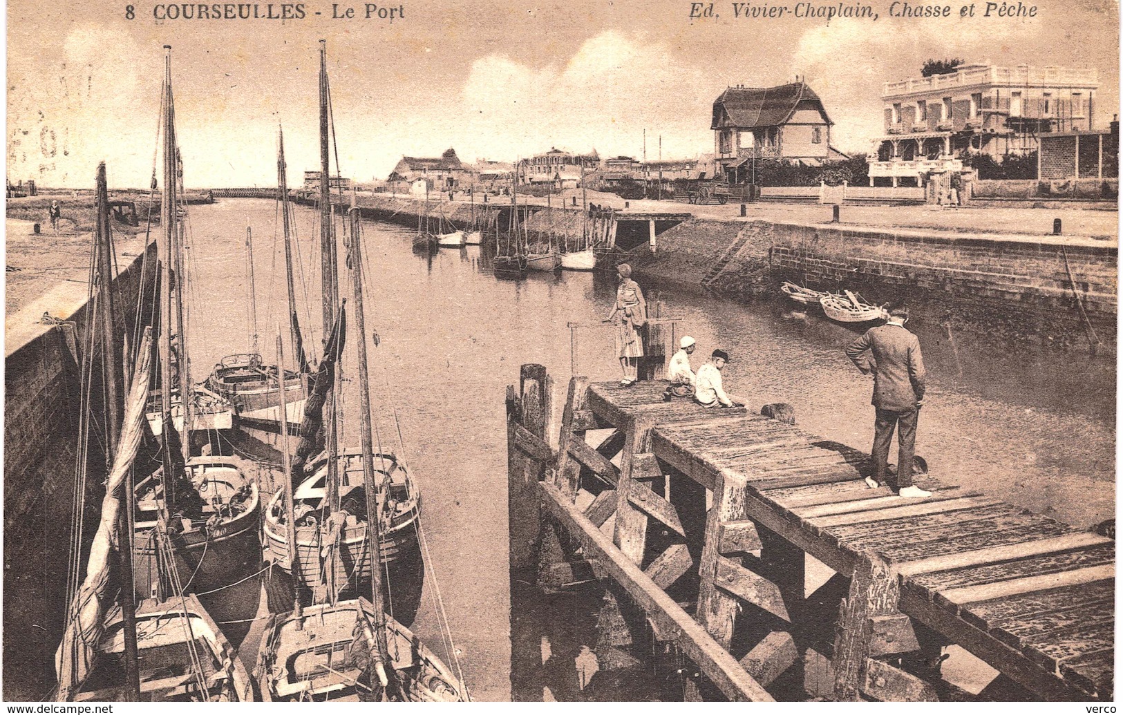 Carte postale ancienne de COURSEULLES sur MER