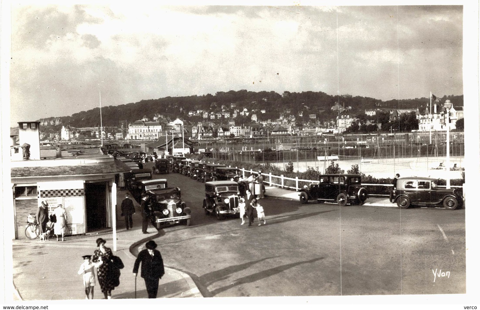 Carte   POSTALE  Ancienne de  DEAUVILLE