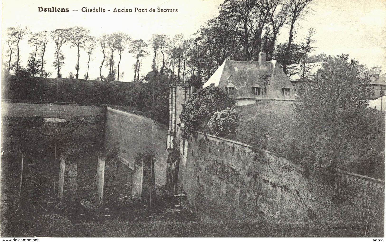 Carte Postale  ANCIENNE de  DOULLENS