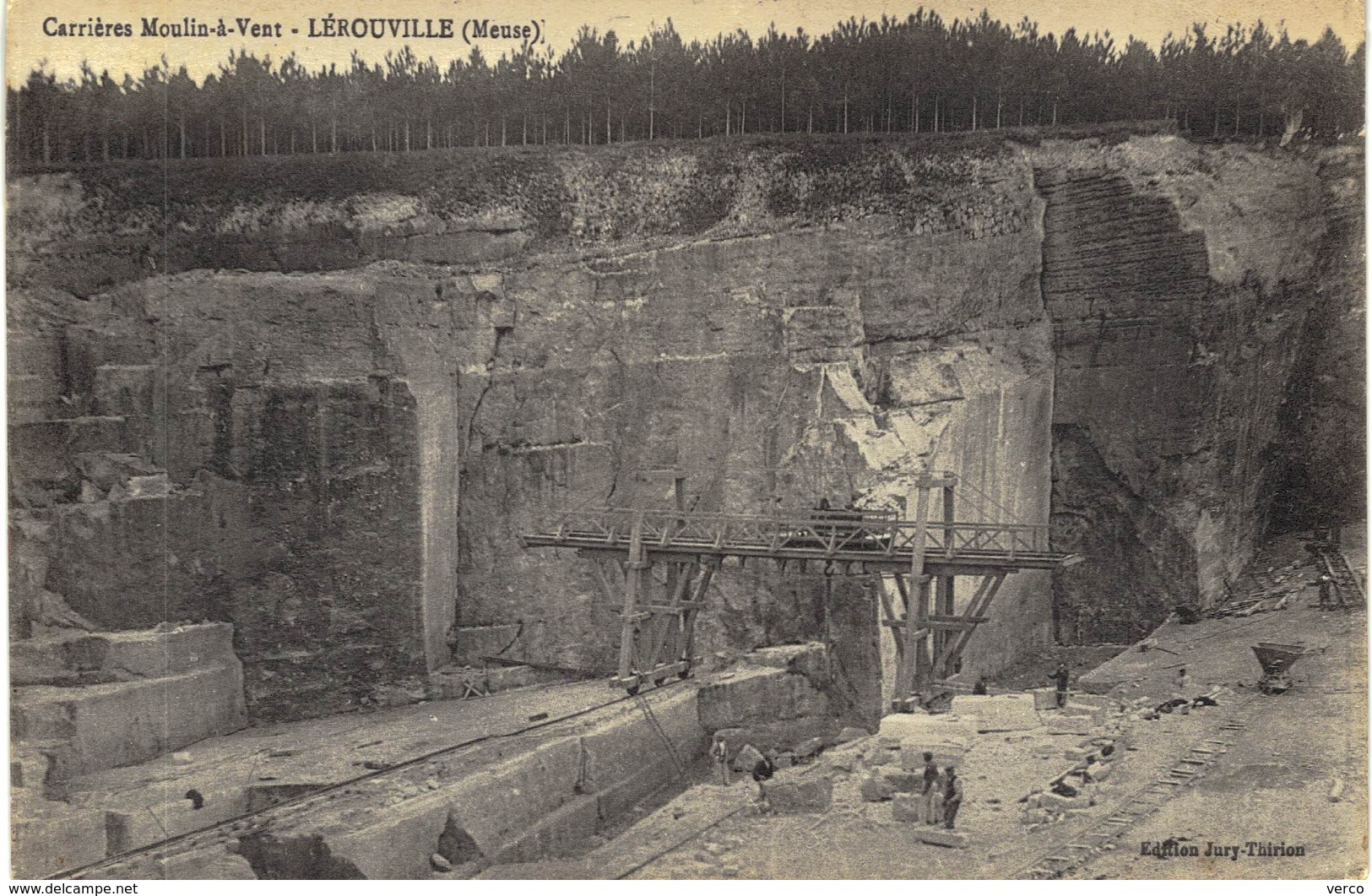 Carte postale ancienne de LEROUVILLE