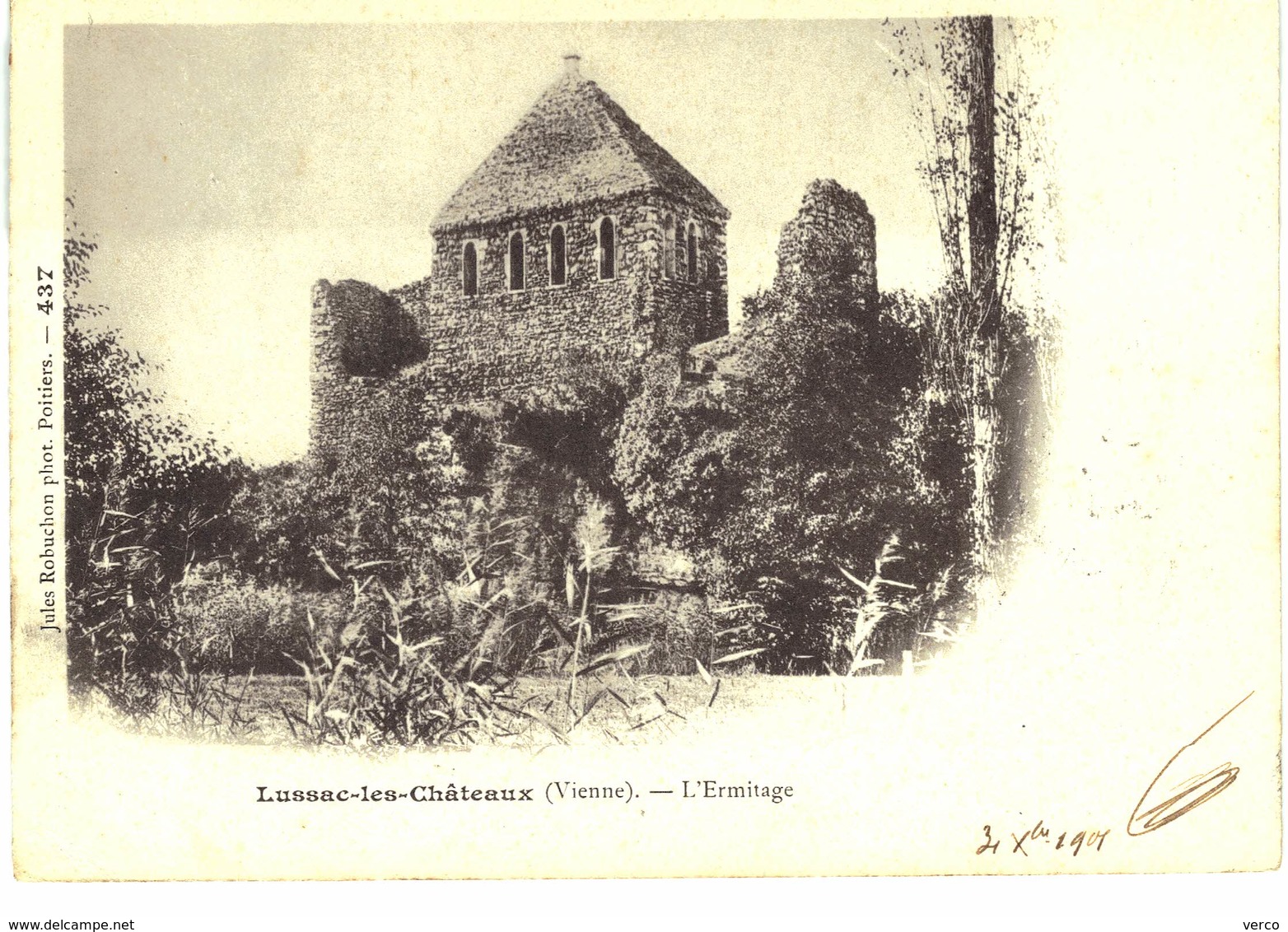 Carte POSTALE Ancienne de LUSSAC les CHATEAUX