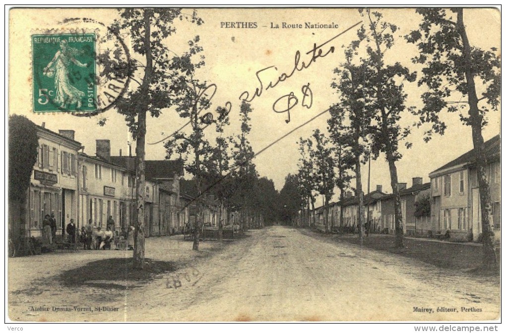 CARTE POSTALE ANCIENNE DE PERTHES -  LA ROUTE NATIONALE