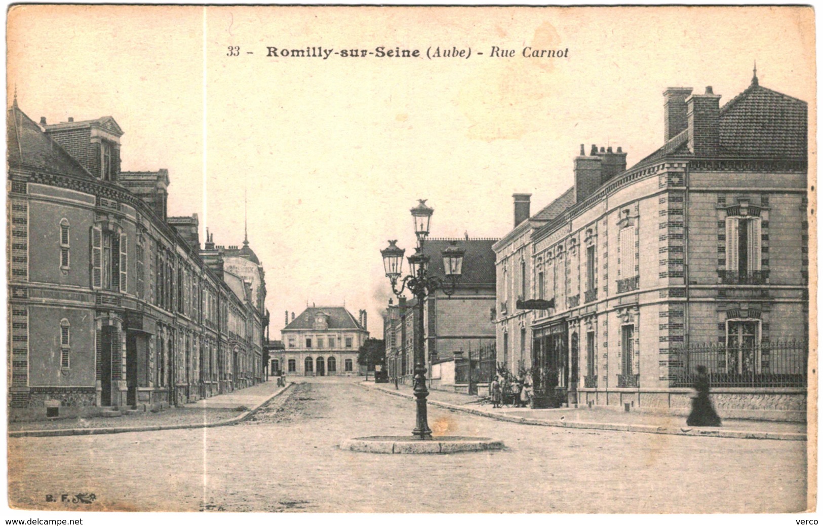 Carte Postale Ancienne de ROMILLY SUR SEINE-rue Carnot