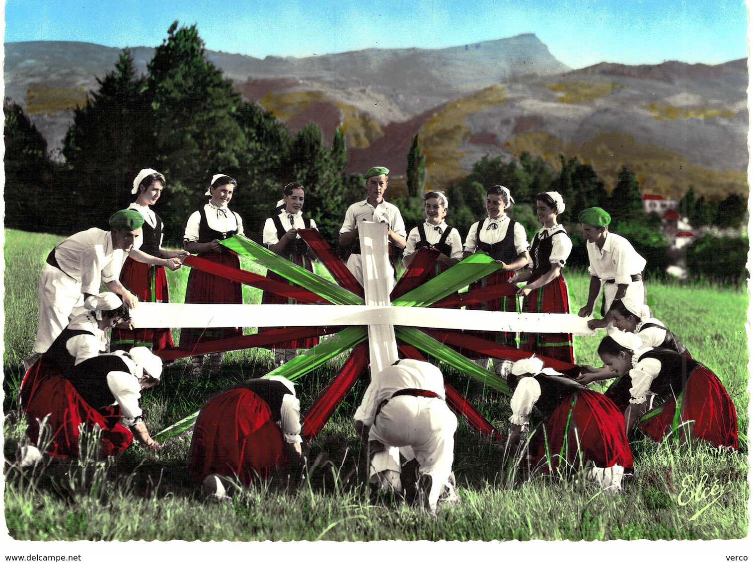 Carte Postale ancienne de SAINT JEAN de LUZ - Danses Basques