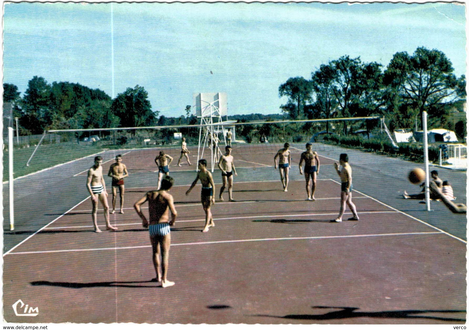 Carte Postale Ancienne de VILLARS LES DOMBES -Terrains de Jeux du Camping Municipal