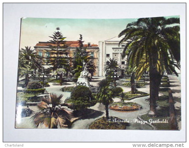 Cartolina Acireale ( Catania ) - Piazza Garibaldi 1952