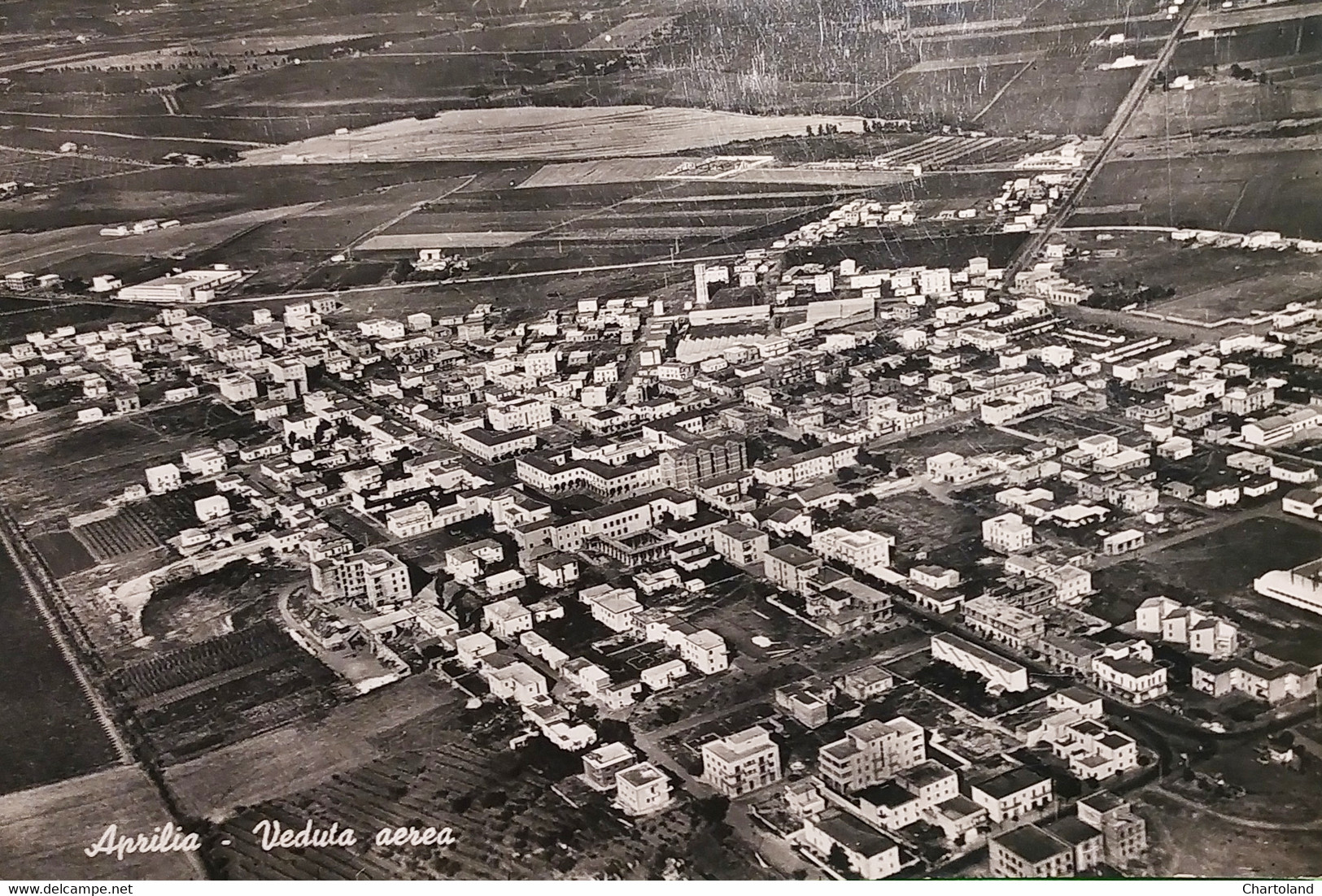 Cartolina - Aprilia ( Latina ) - Veduta aerea - 1960