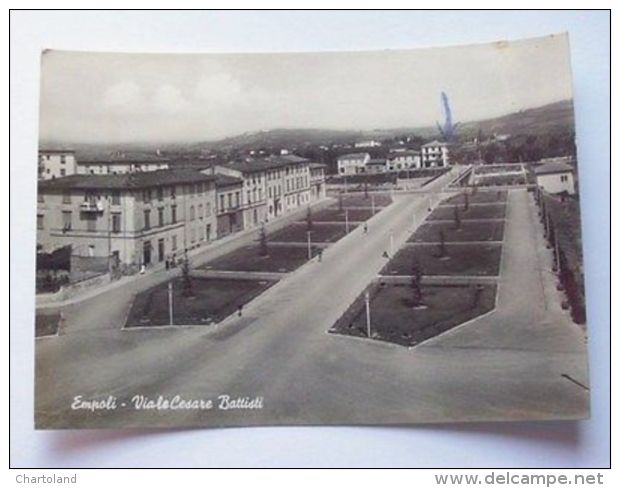 Cartolina Empoli - Viale Cesare Battisti 1962