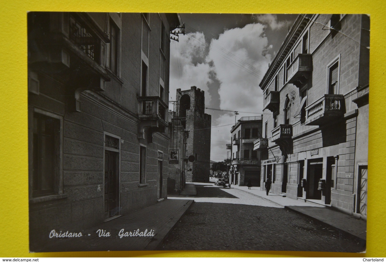 Cartolina Oristano Via Garibaldi 1950