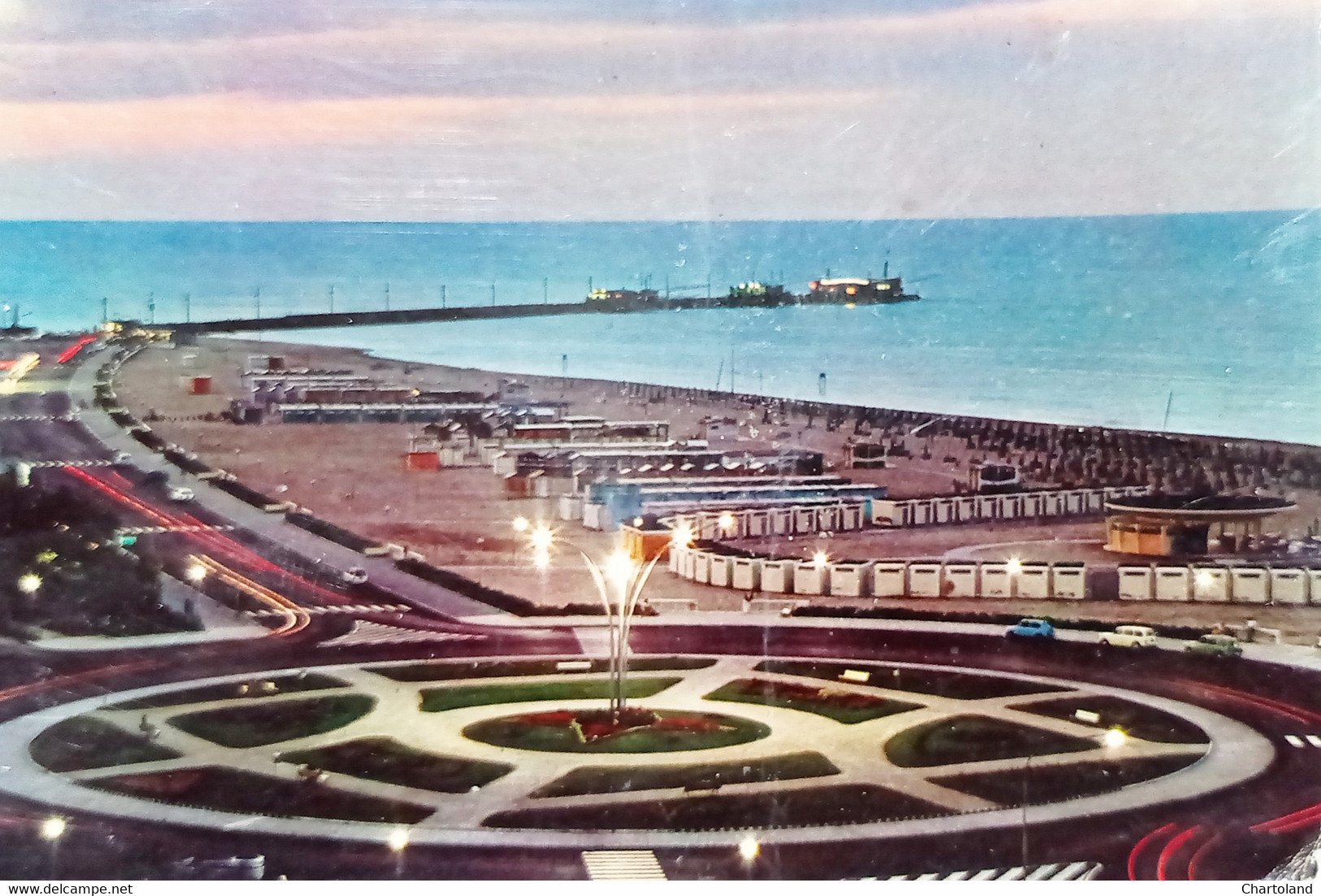 Cartolina - Riviera di Rimini - Rimini - Piazzale Indipendenza e il Molo - 1958