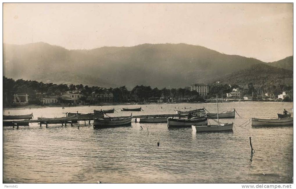 CAVALAIRE SUR MER - Le Port