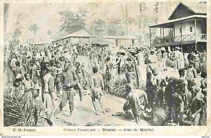 République Centrafricaine - Congo Français - Bangui - Jour de Marché - Animée - Voyagée en 1926 - CPA - Voir Scans Recto