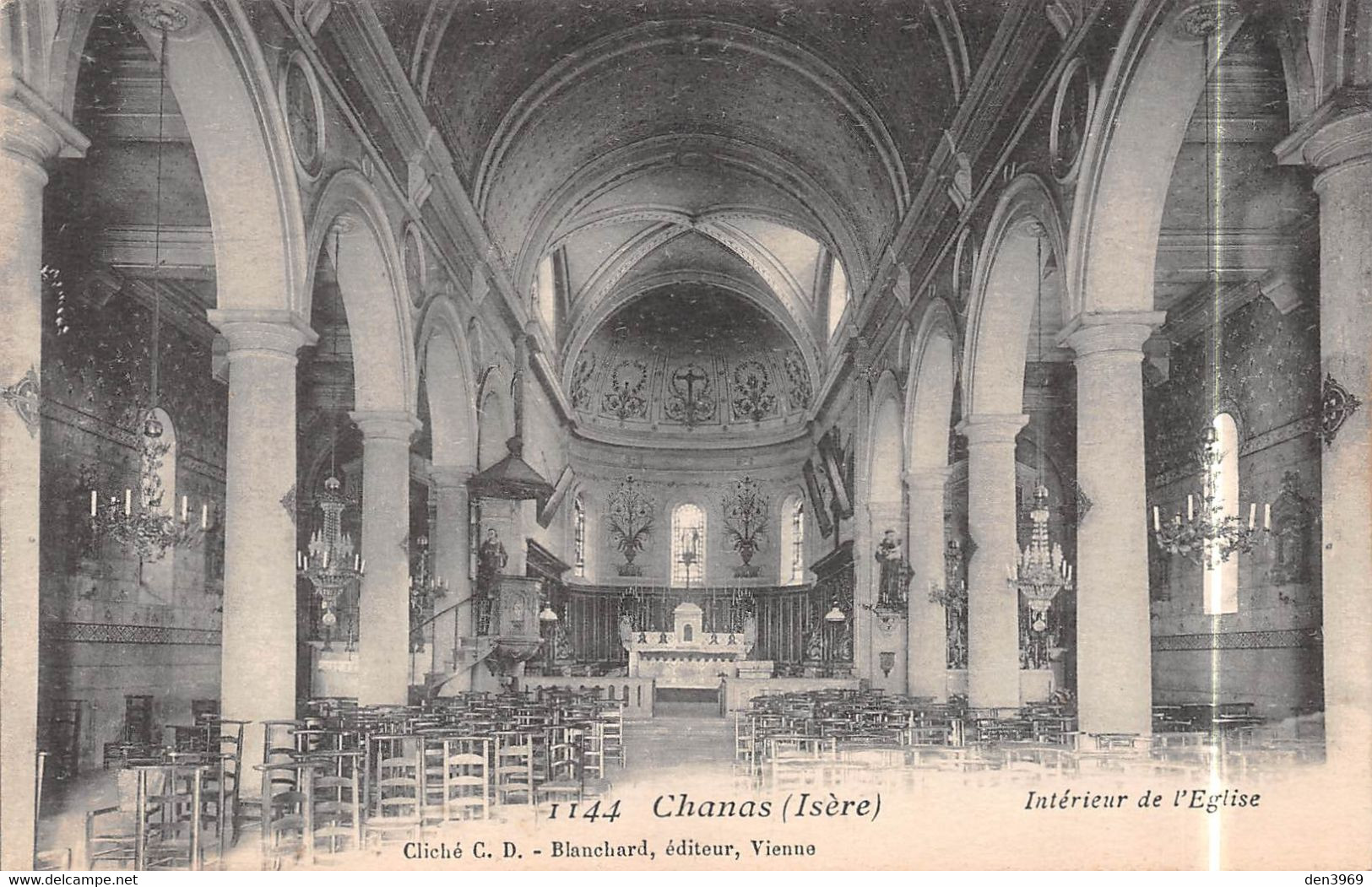 CHANAS (Isère) - Intérieur de l'Eglise