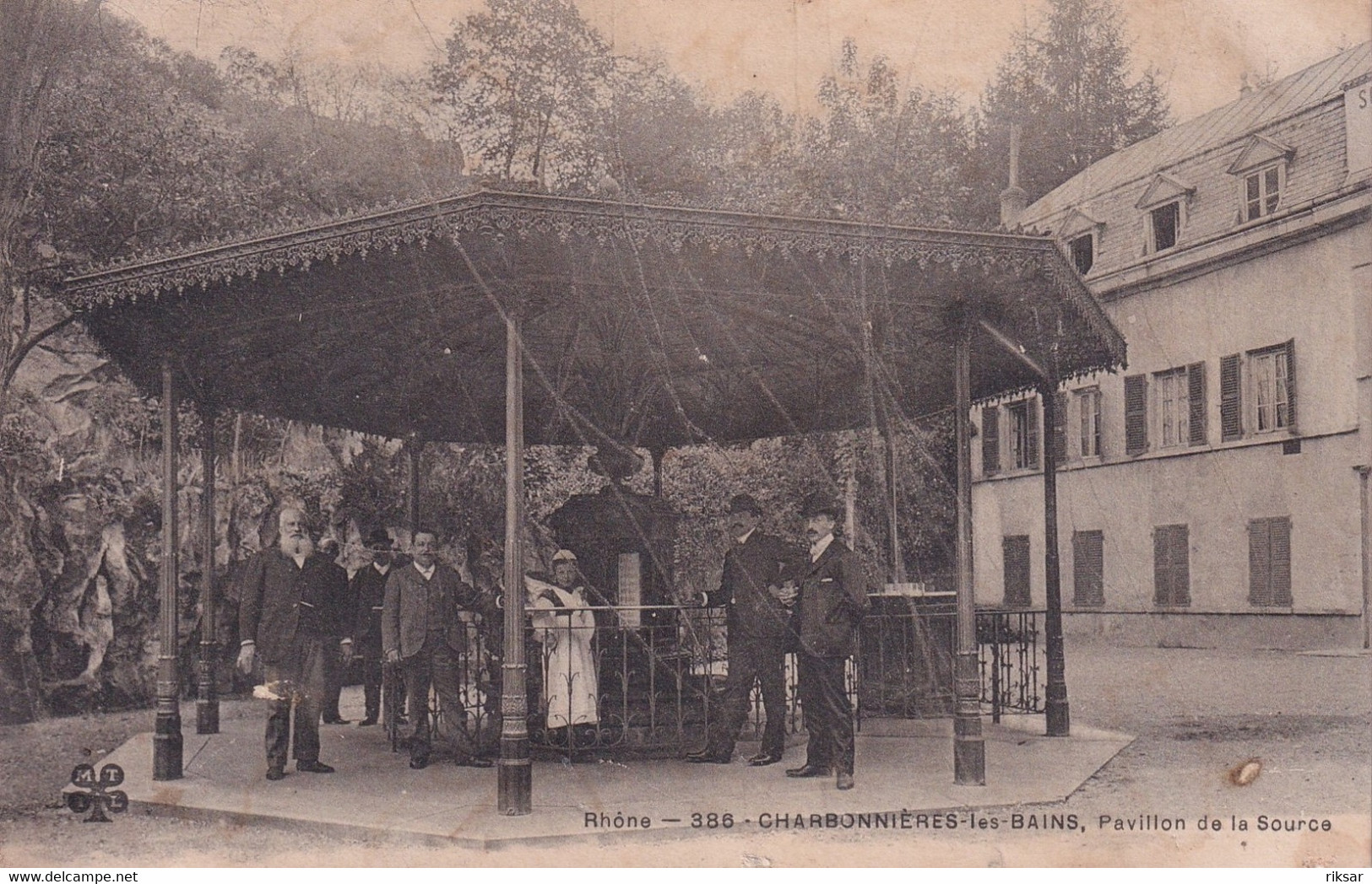 CHARBONNIERE LES BAINS(KIOSQUE)