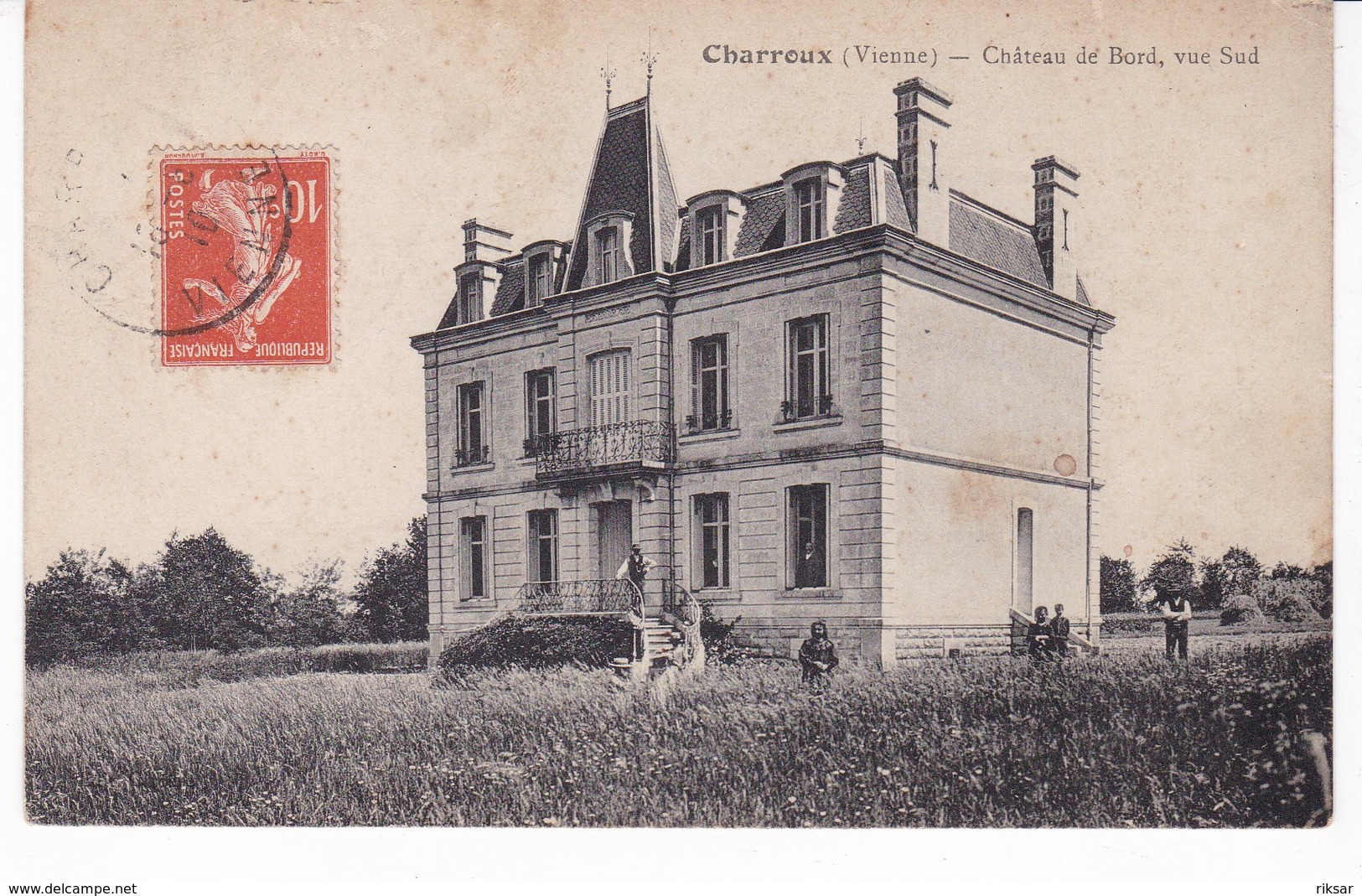 CHARROUX