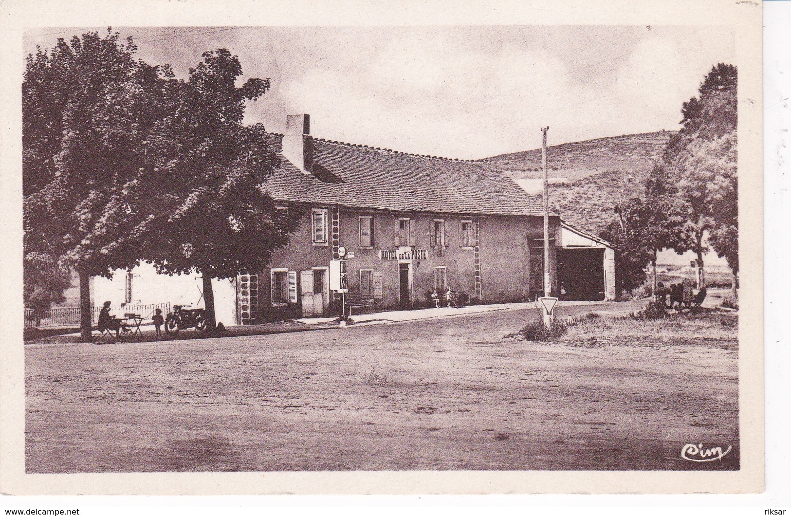 CHATEAUNEUF DE RANDON(HOTEL DE L HABITARELLE)