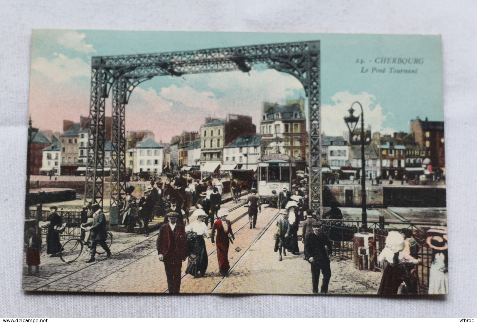 Cherbourg, le pont tournant, Manche 50