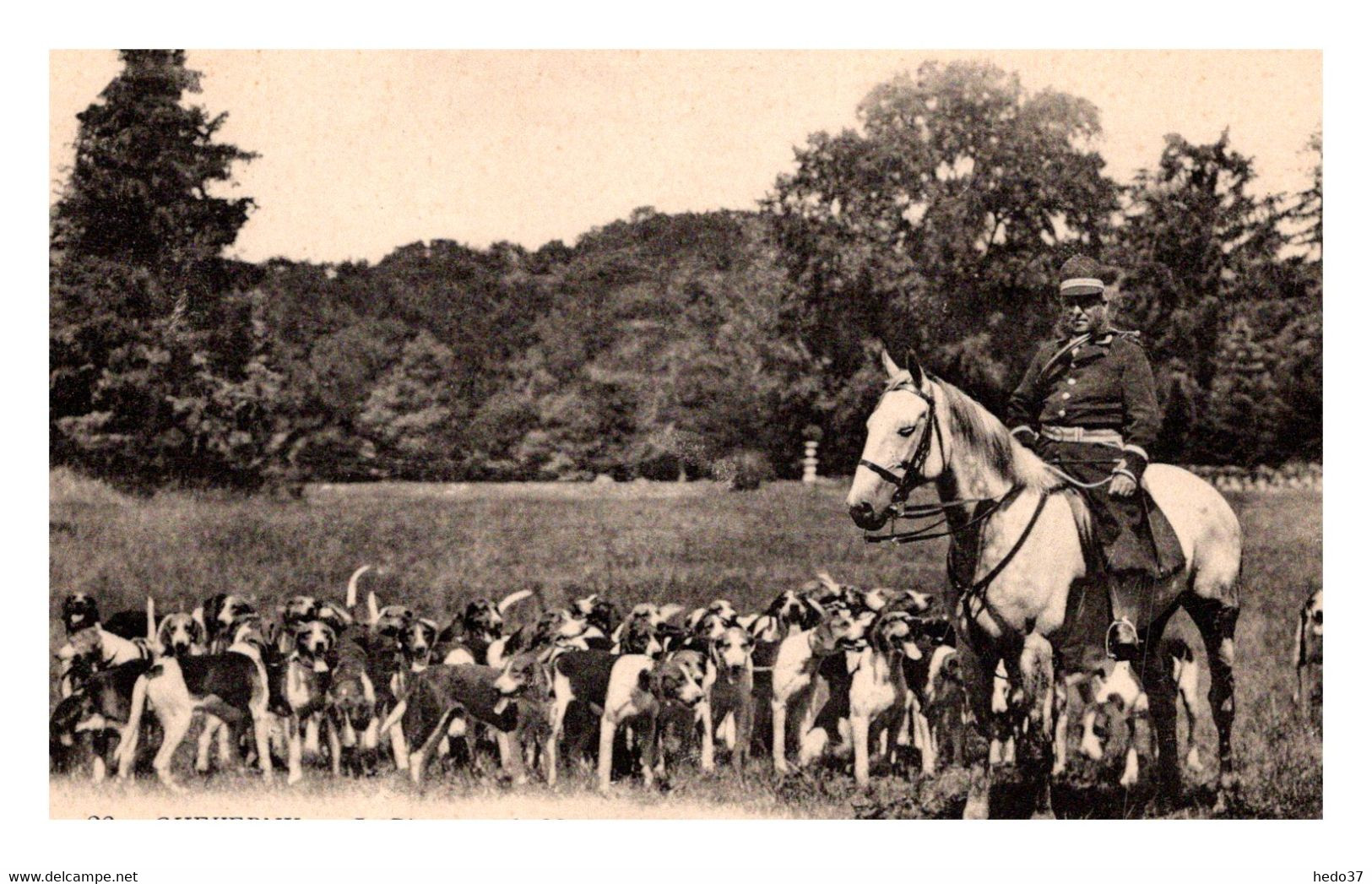 Cheverny - Le Piqueur et la Meute