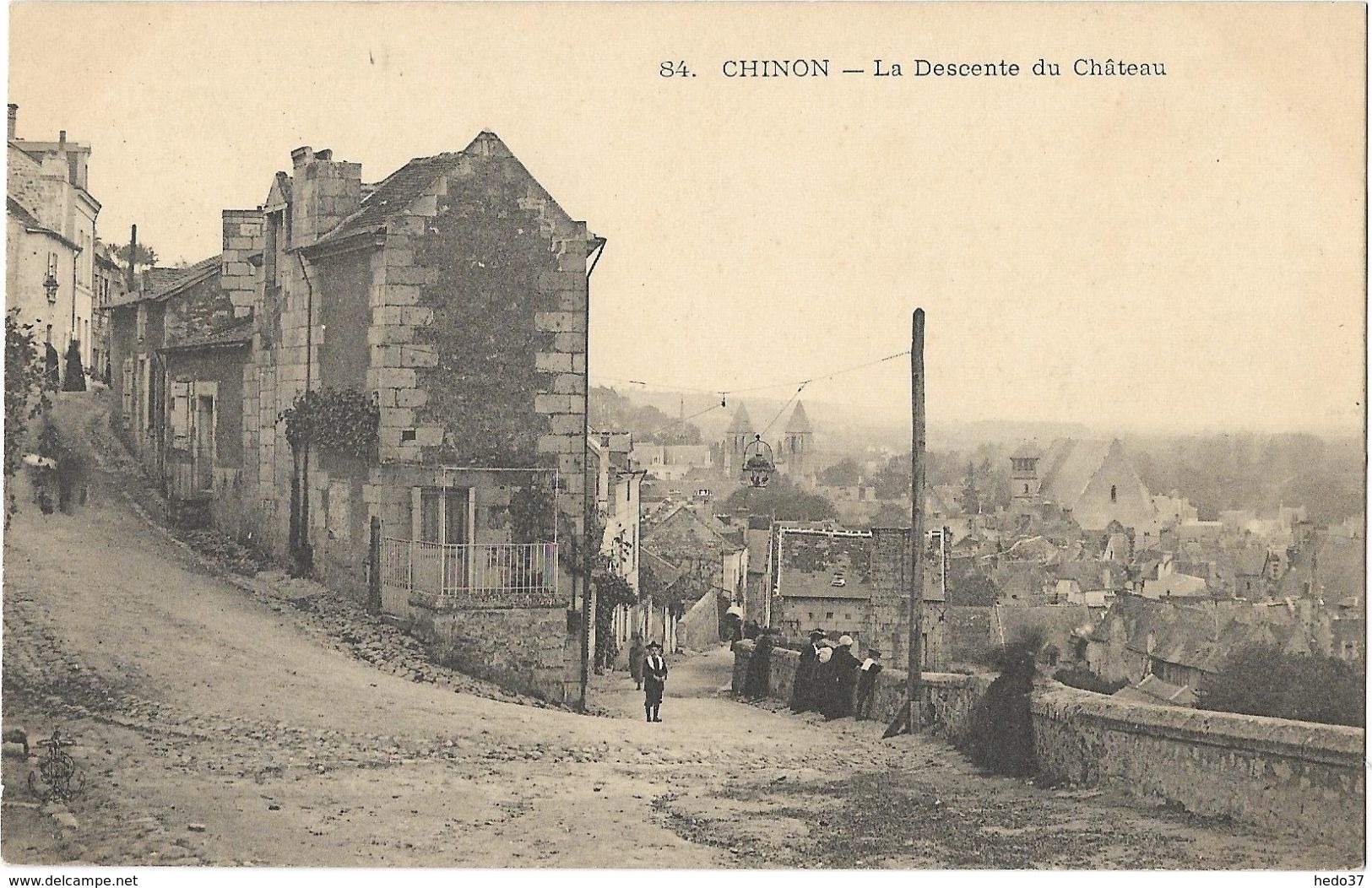 Chinon - La Descente du Château