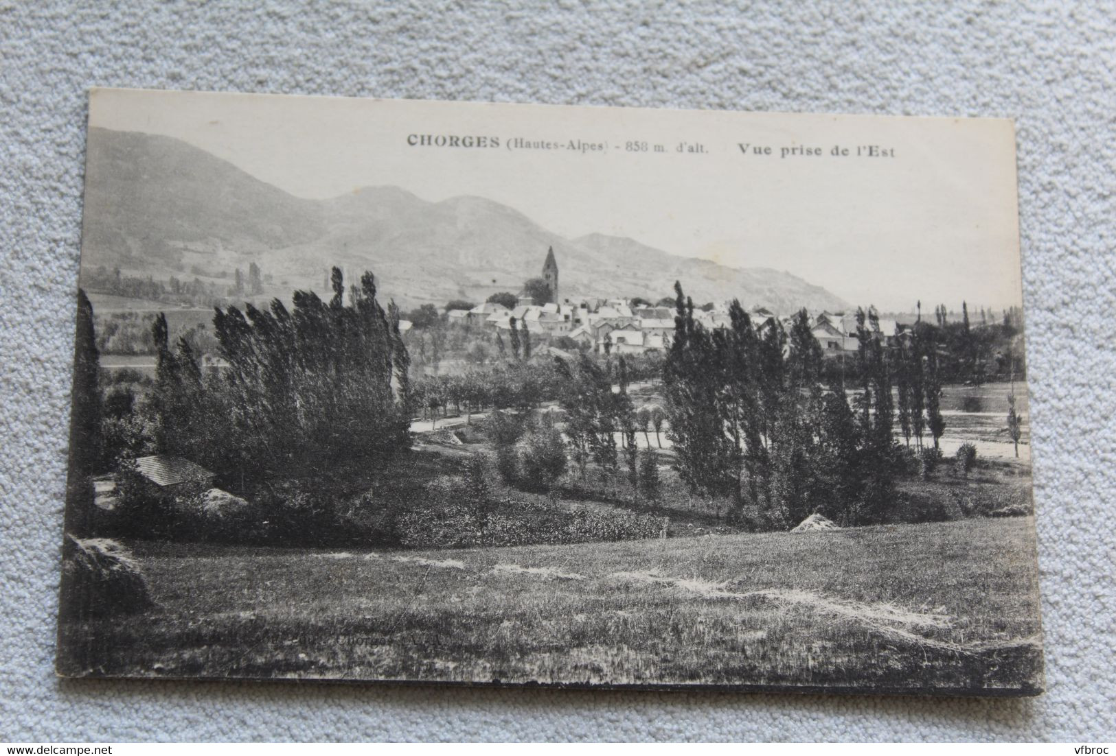 Chorges, vue prise de l'Est, hautes Alpes 05