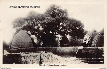 Tchad - Village, cases en obus