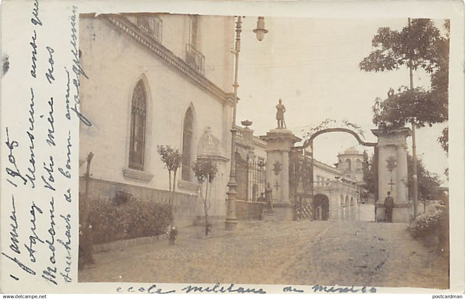 CIUDAD DE MÉXICO - Entrada de la escuela militar - Año 1905 - REAL PHOTO - Ed. desconocido