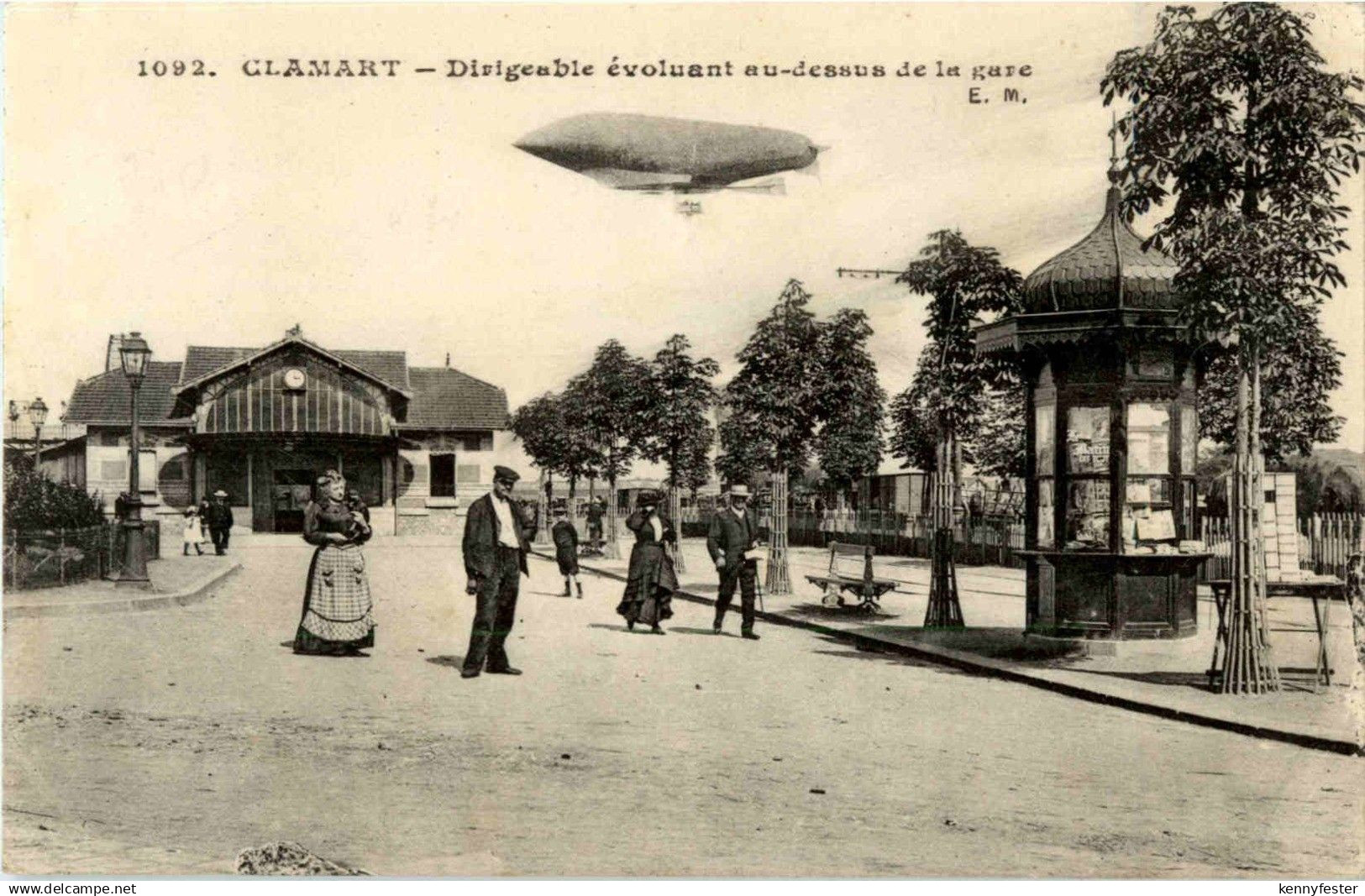 Clamart - Divigeable - Zeppelin