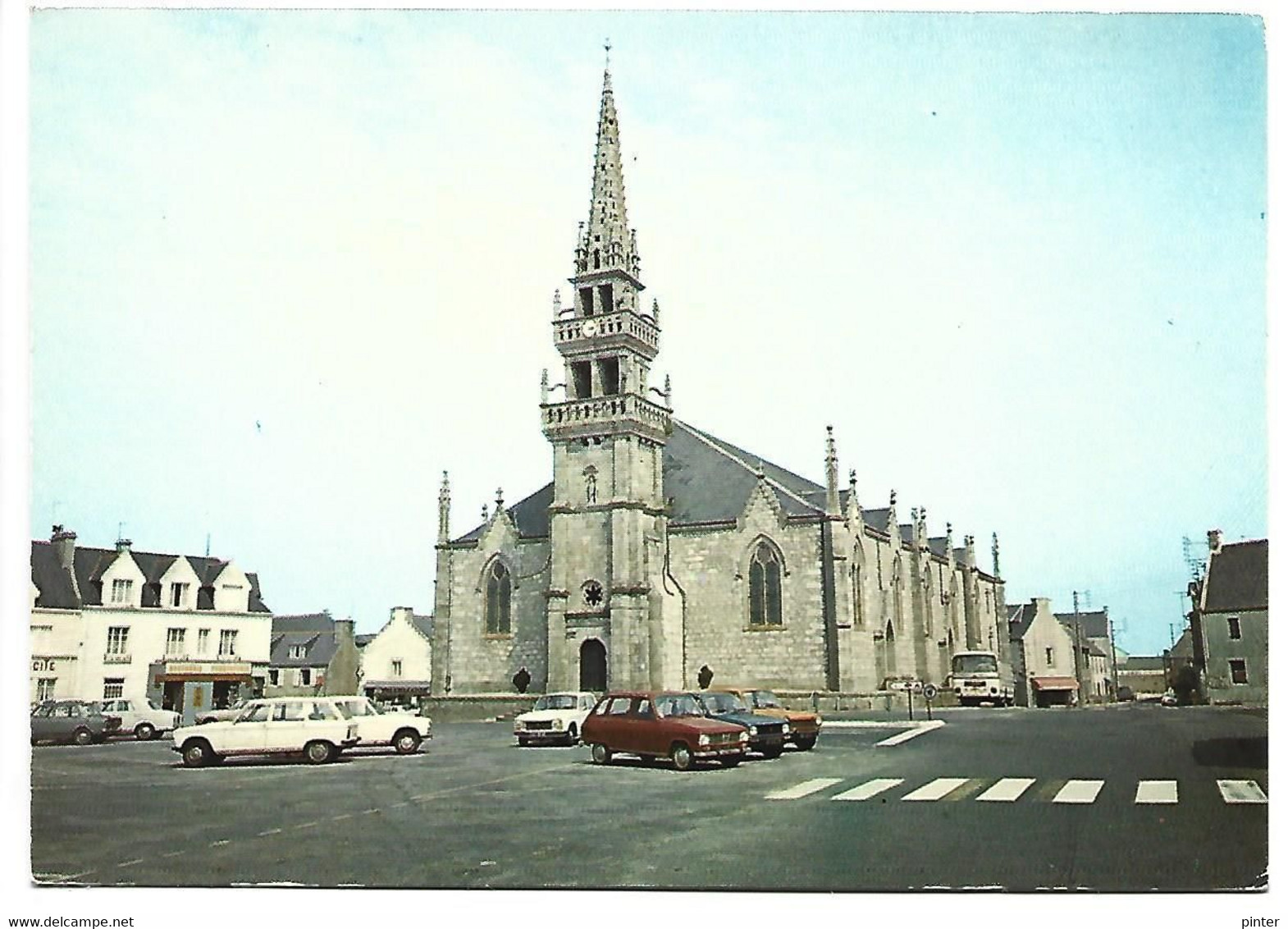 CLEDER - L'Eglise