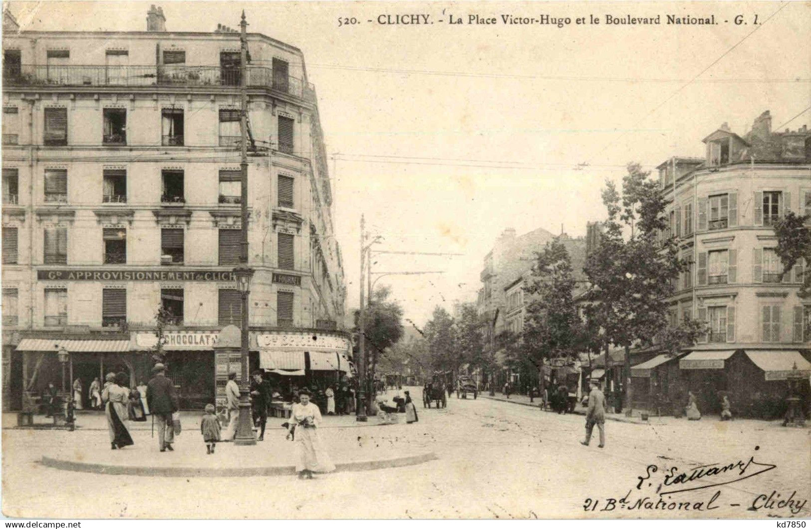 Clichy - La place Victor Hugo