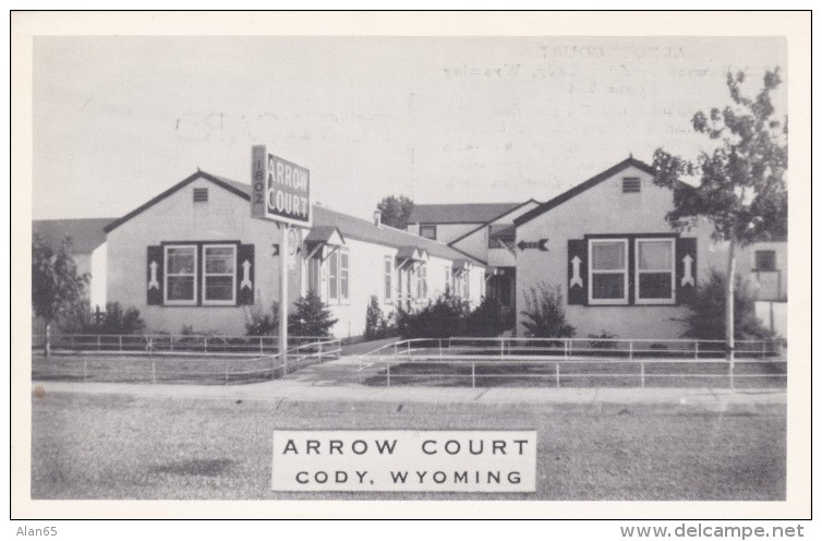 Cody Wyoming, Arrow Court Motel Lodging 1930s Vintage Postcard