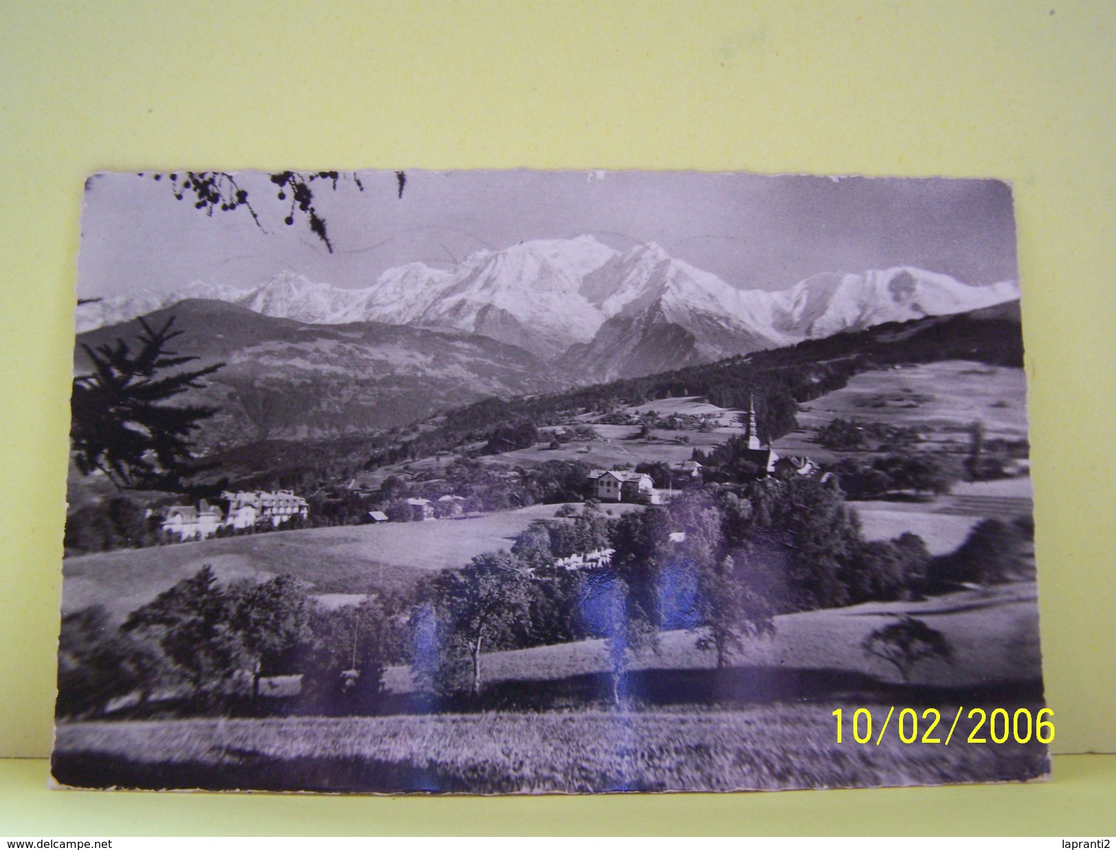 COMBLOUX (HAUTE SAVOIE) VUE GENERALE ET LE MONT BLANC.