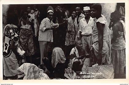 Comores - GRANDE COMORE - Moroni - Bazar Marché - CARTE PHOTO