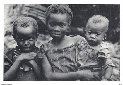 Comores Jeunes filles Djahadjou-Wachili