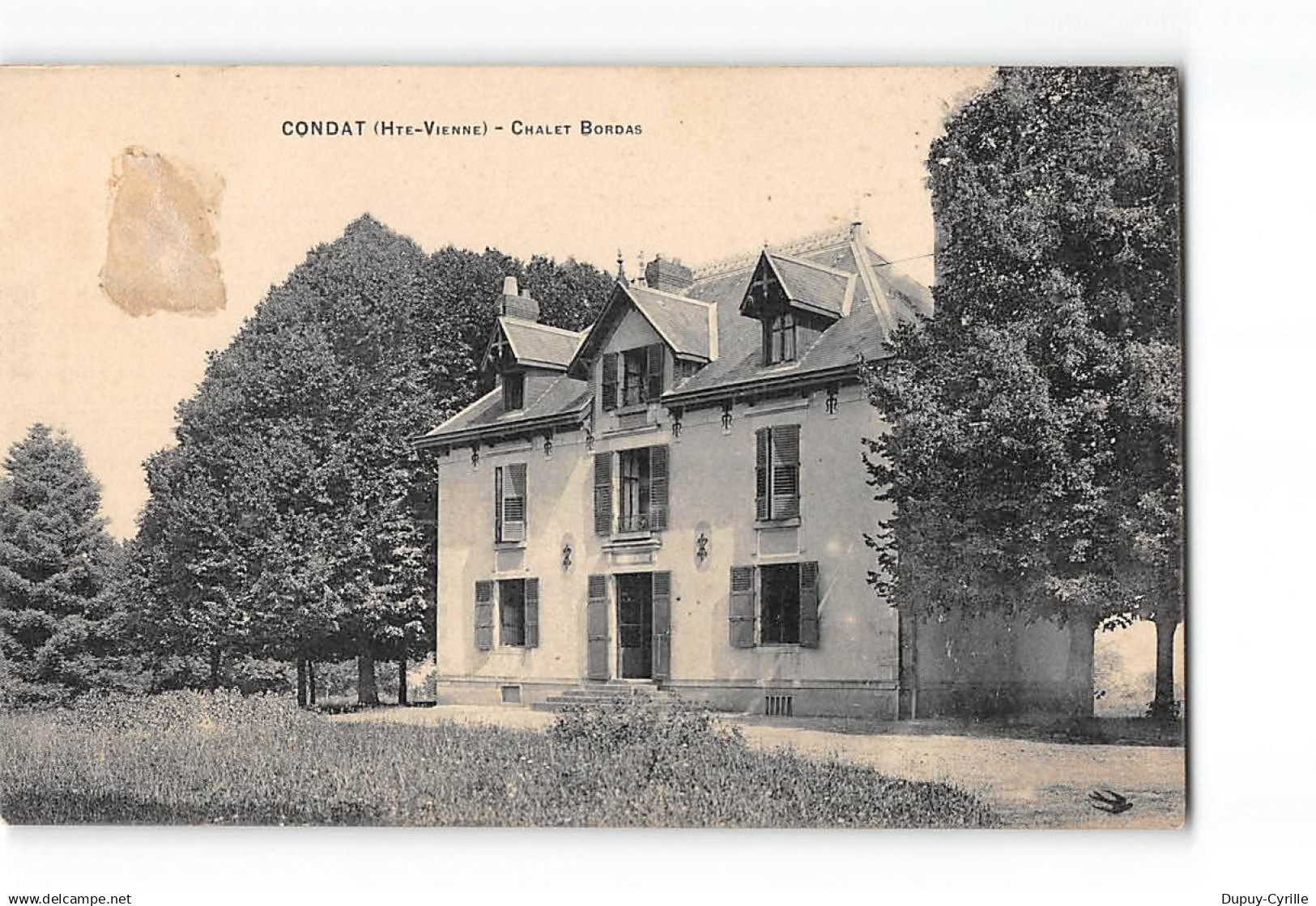 CONDAT - Chalet Bordas - très bon état